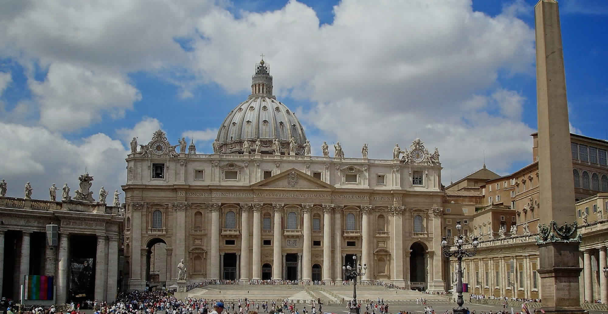 Piazza San Pietro a Roma